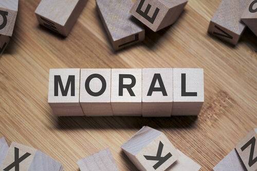 Cumprir nossos valores através da obrigação moral