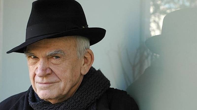 10 frasa yang tidak dapat dilupakan oleh Milan Kundera