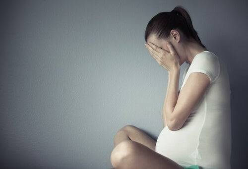 Tocophobia tidak rasional ketakutan kehamilan dan melahirkan anak